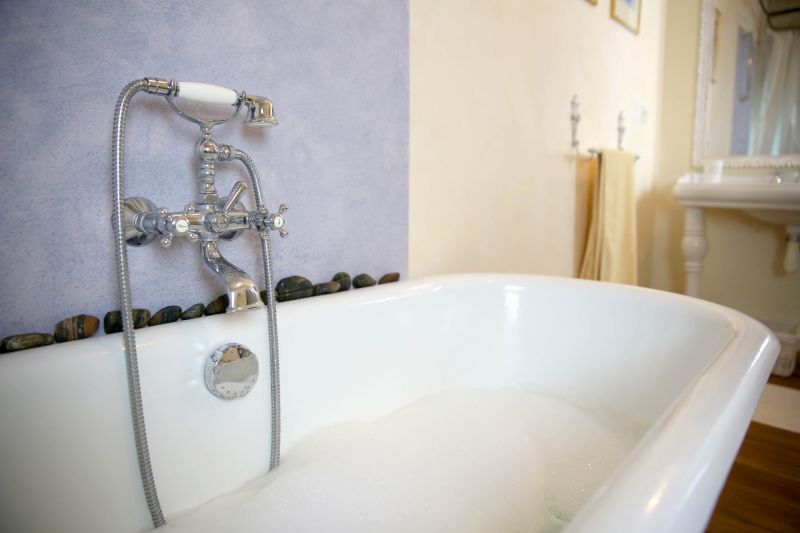 Cost of Bathtub Refinishing in Kyle, TX